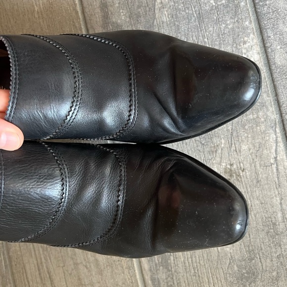 Woman Natural Leather Pointed Toe Ankle Booties (size 7) - Picture 11 of 13